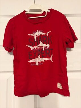 Weatherproof Vintage Boys Shark Expert Graphic T-Shirt Size 6 Red Short Sleeve